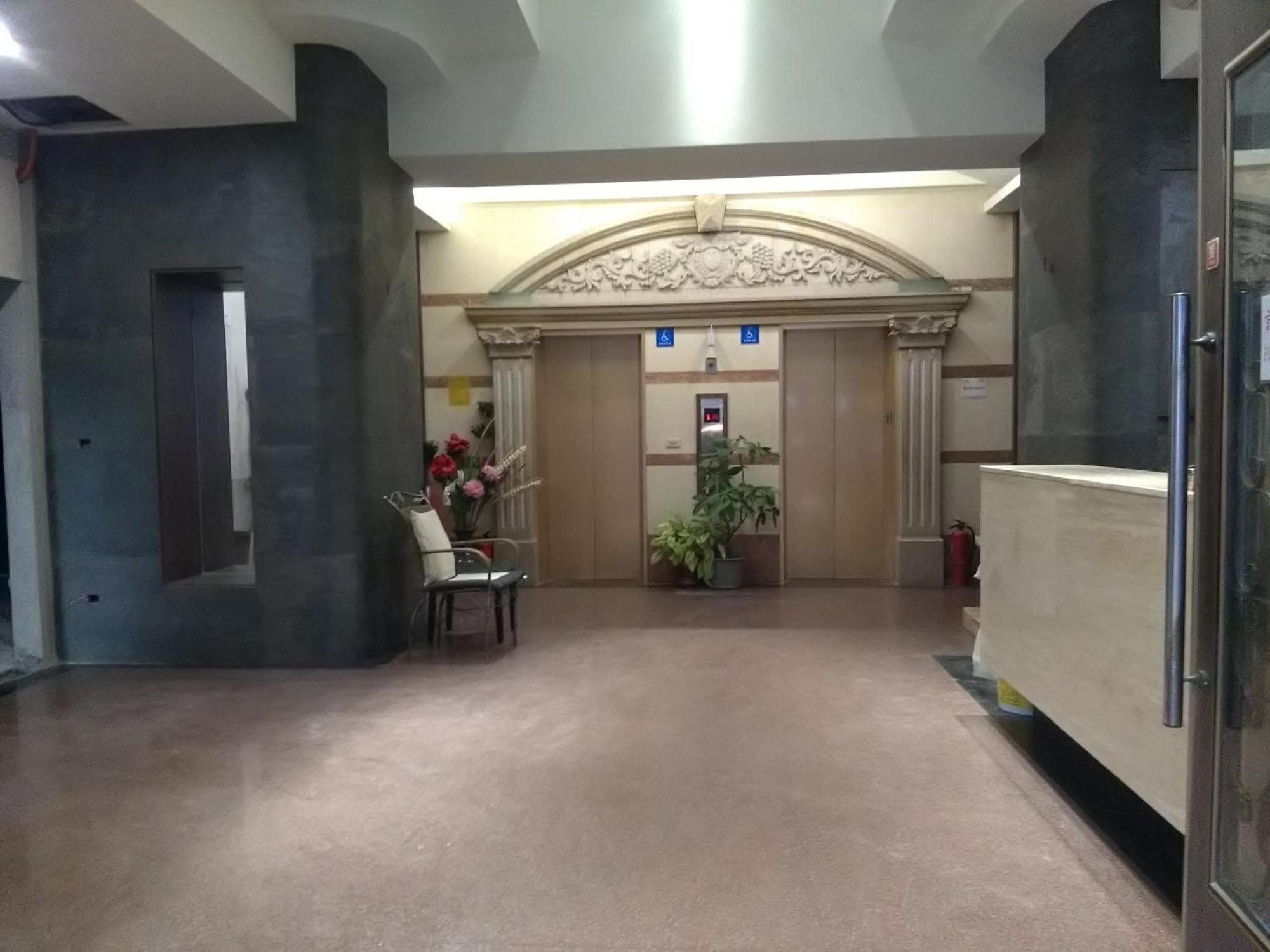 Dengfeng Milan Business Hotel Huwei Экстерьер фото