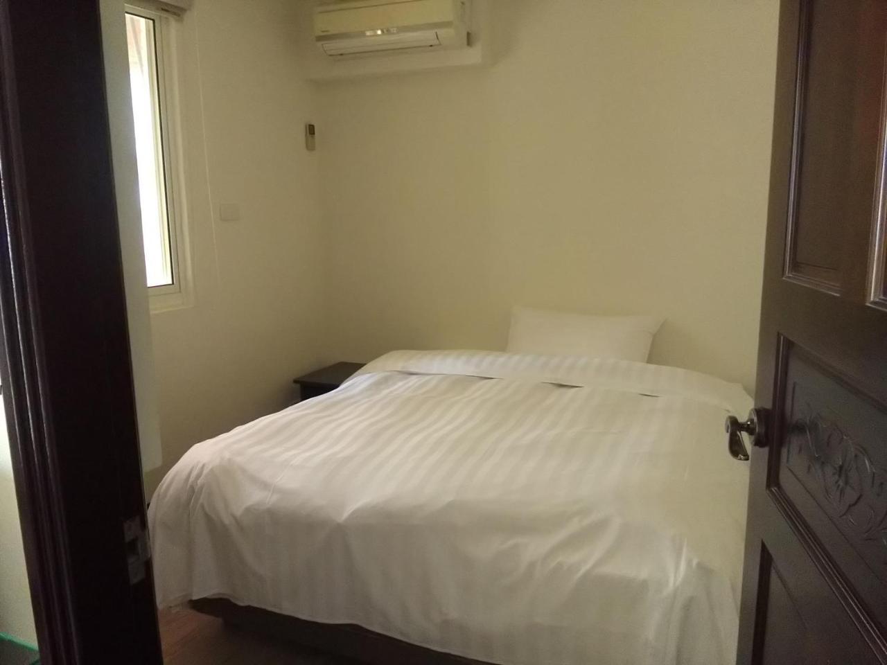Dengfeng Milan Business Hotel Huwei Экстерьер фото